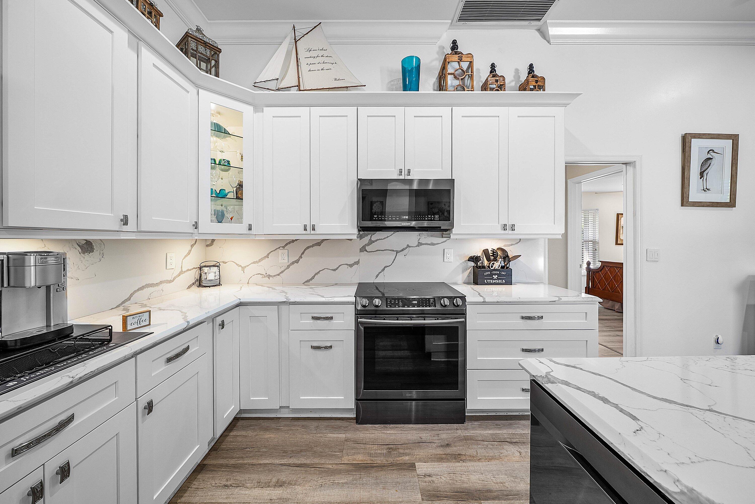 18670 SE Lakeside Way