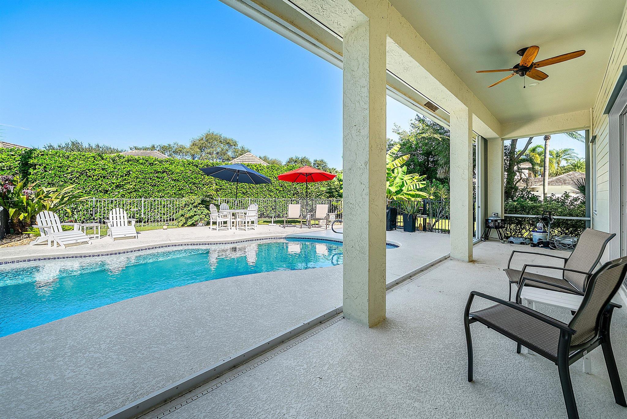 18670 SE Lakeside Way