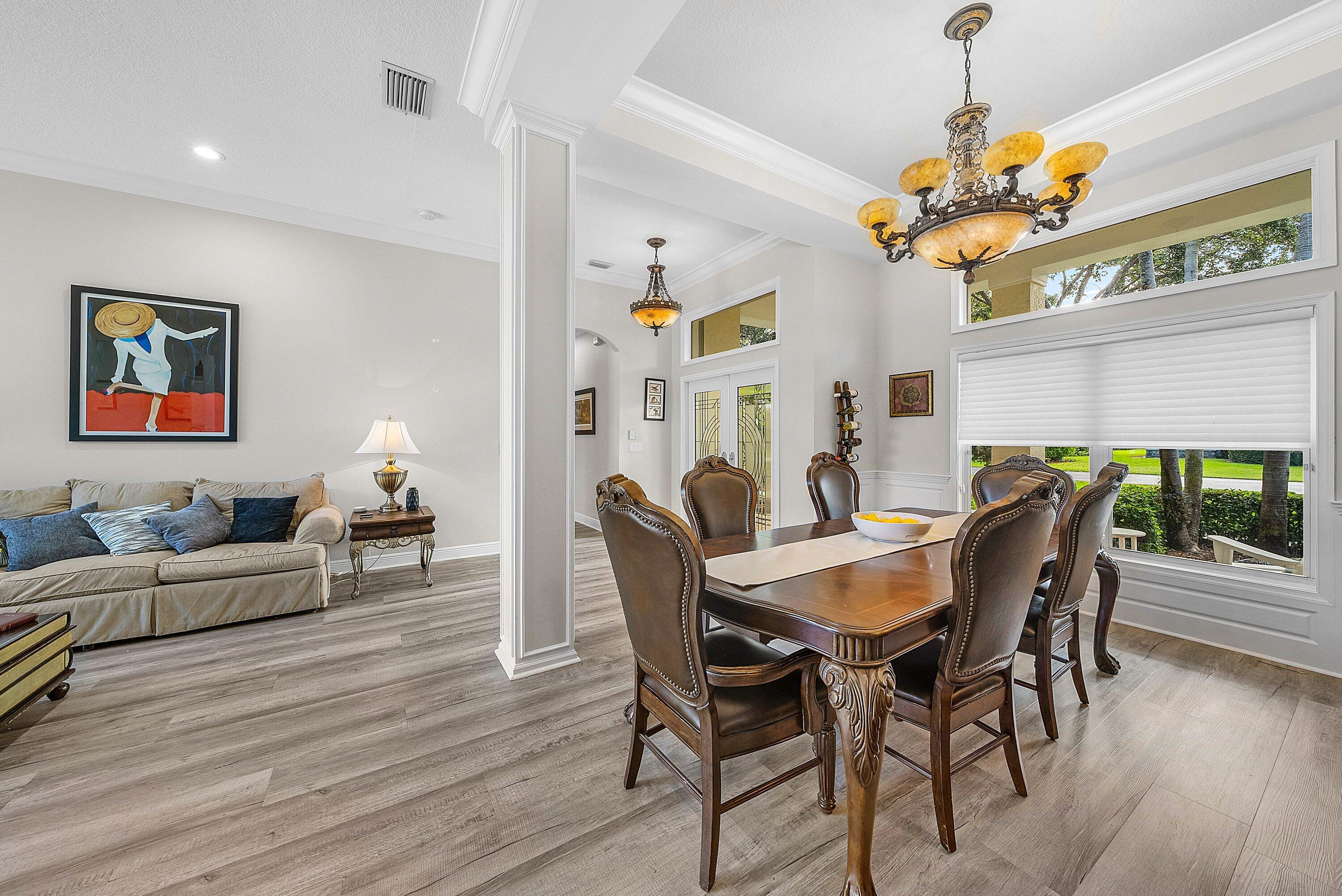 18670 SE Lakeside Way