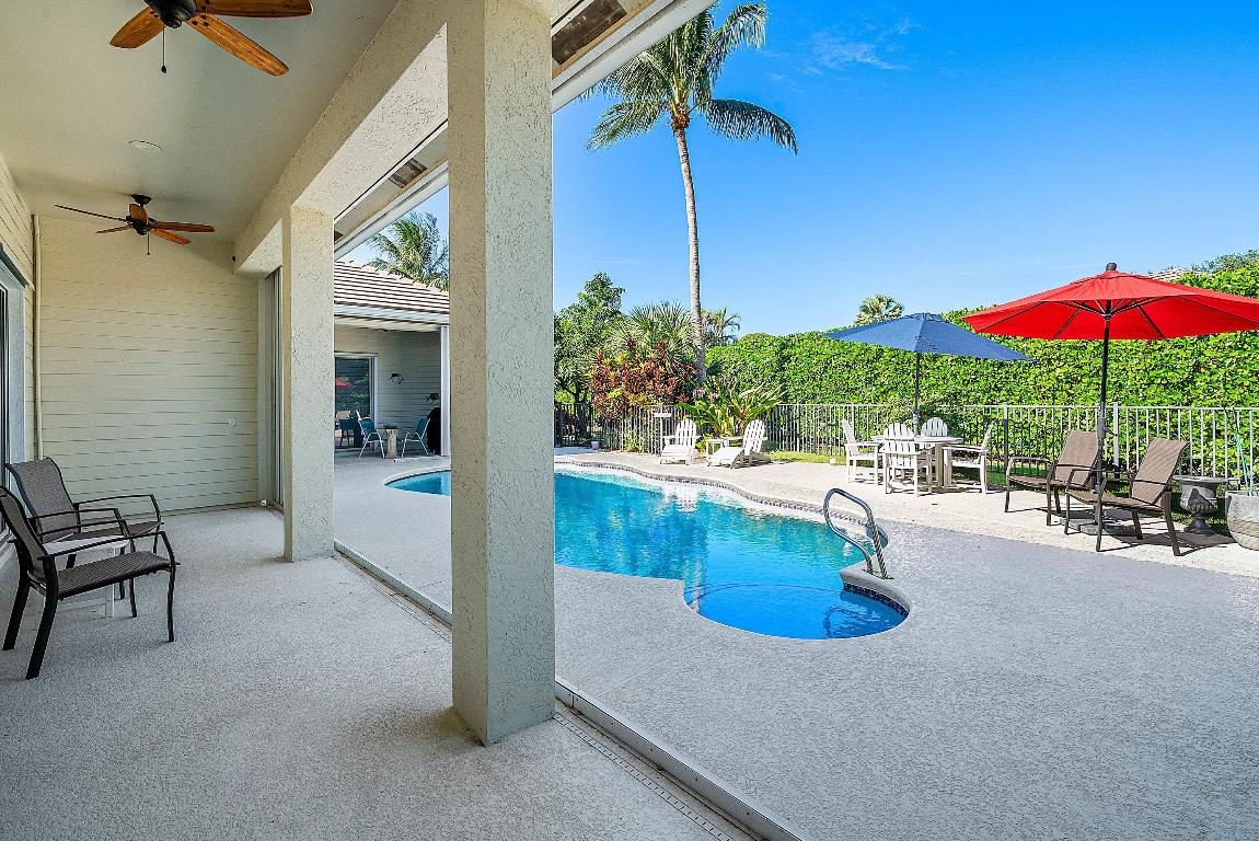 18670 SE Lakeside Way