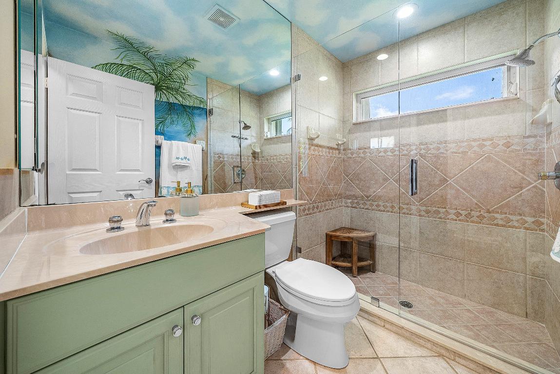 18670 SE Lakeside Way