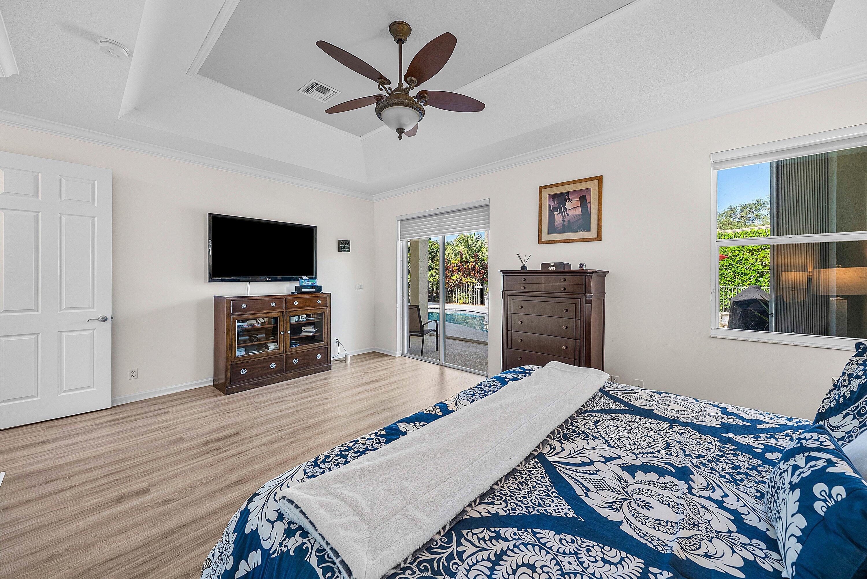 18670 SE Lakeside Way