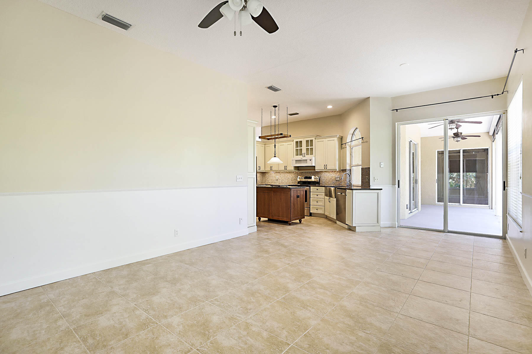 227 Shorewood Way