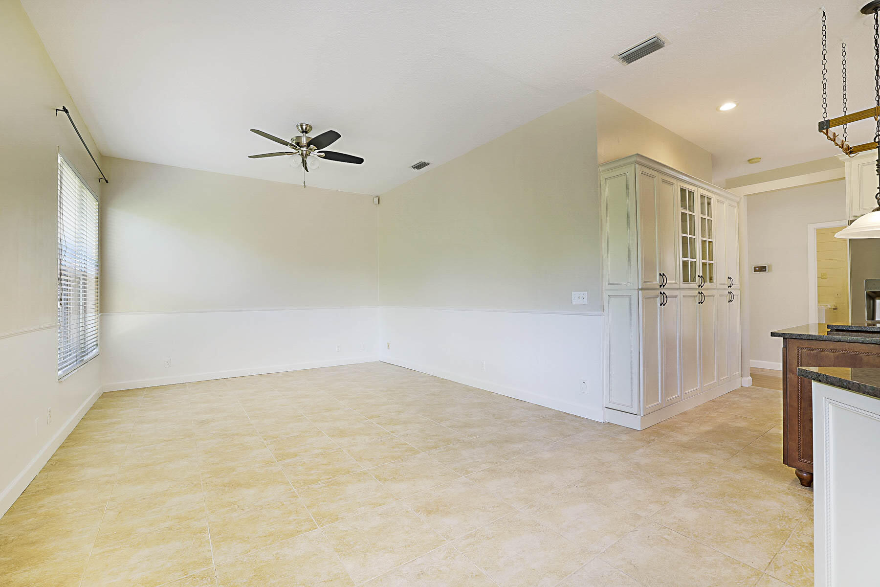 227 Shorewood Way
