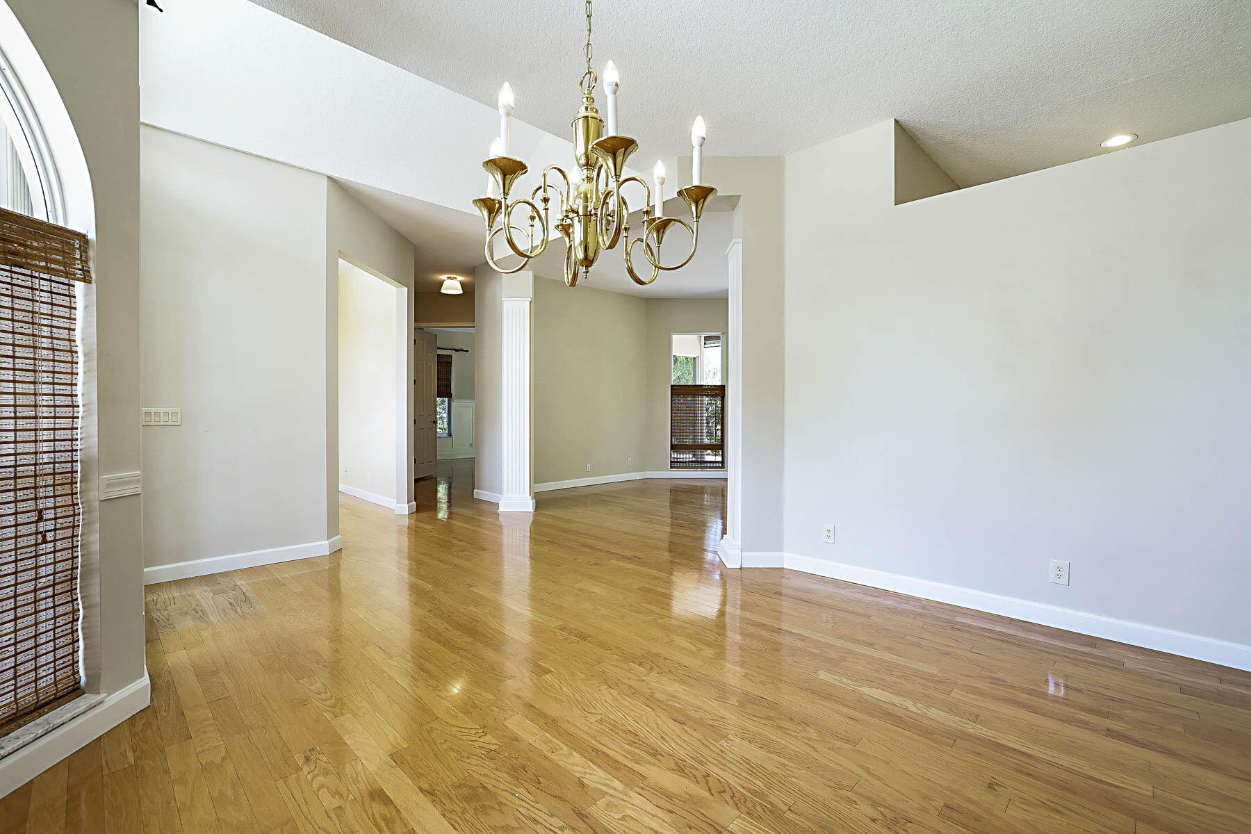 227 Shorewood Way