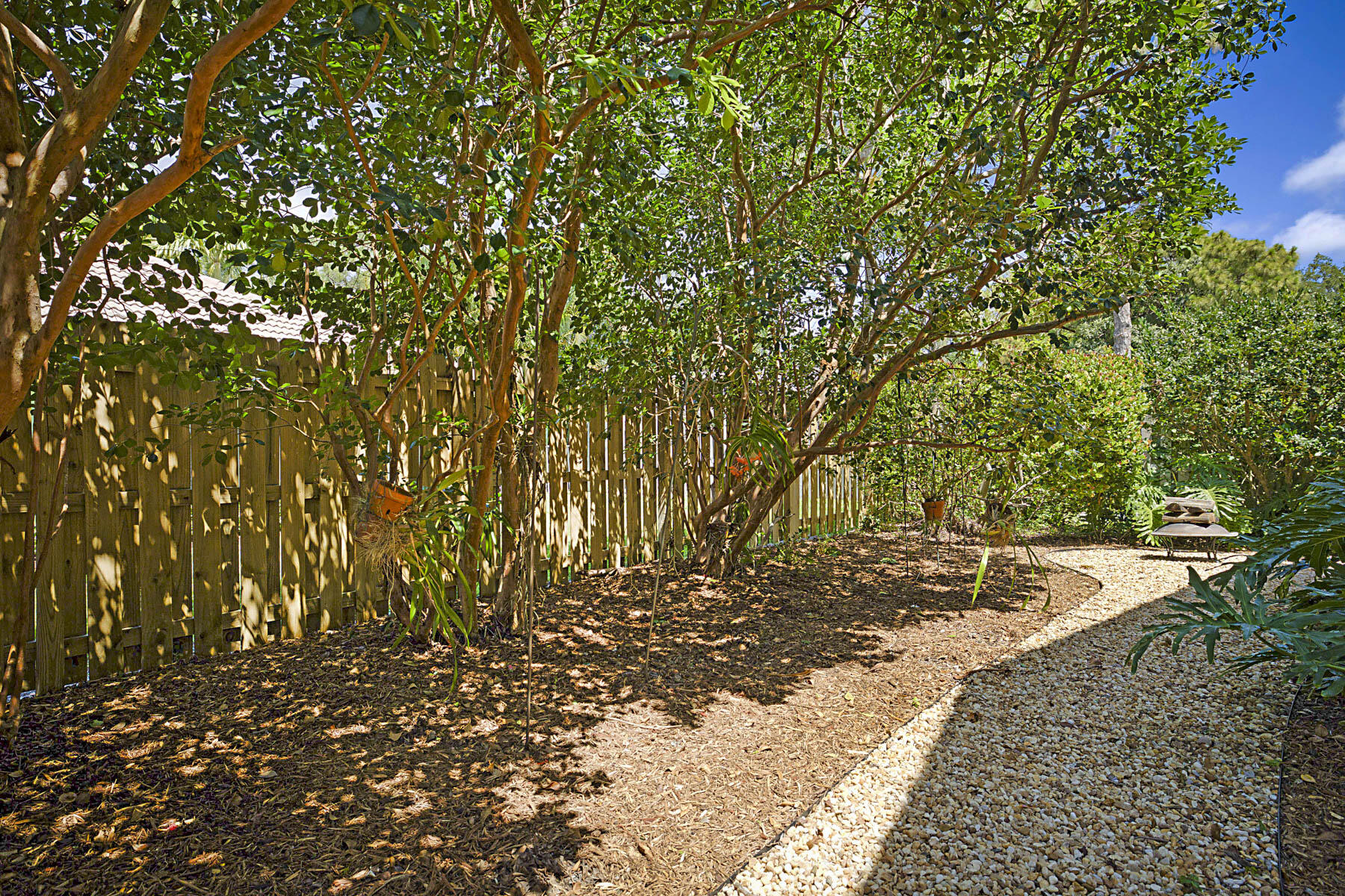227 Shorewood Way