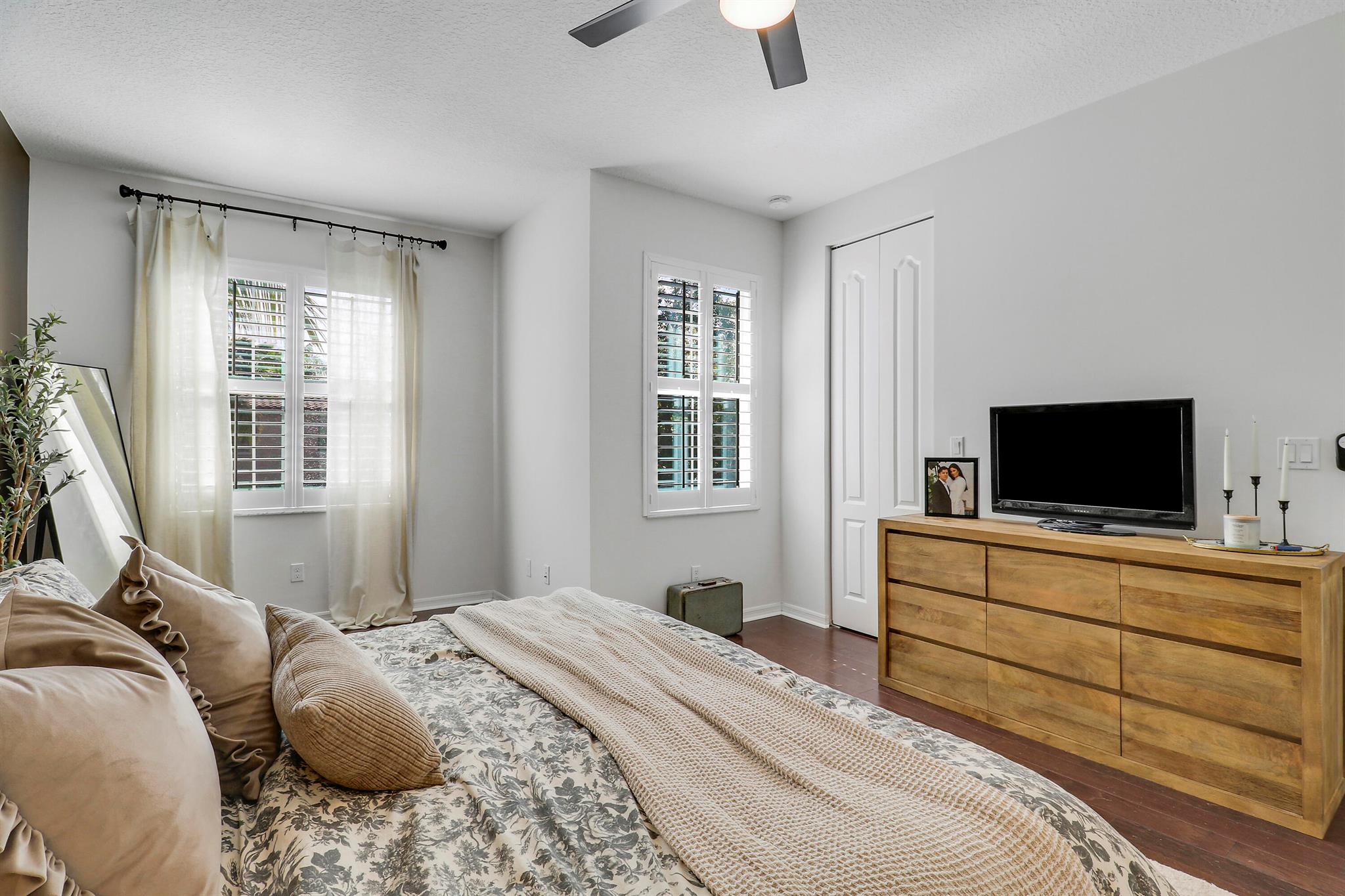 4558 Mediterranean Circle