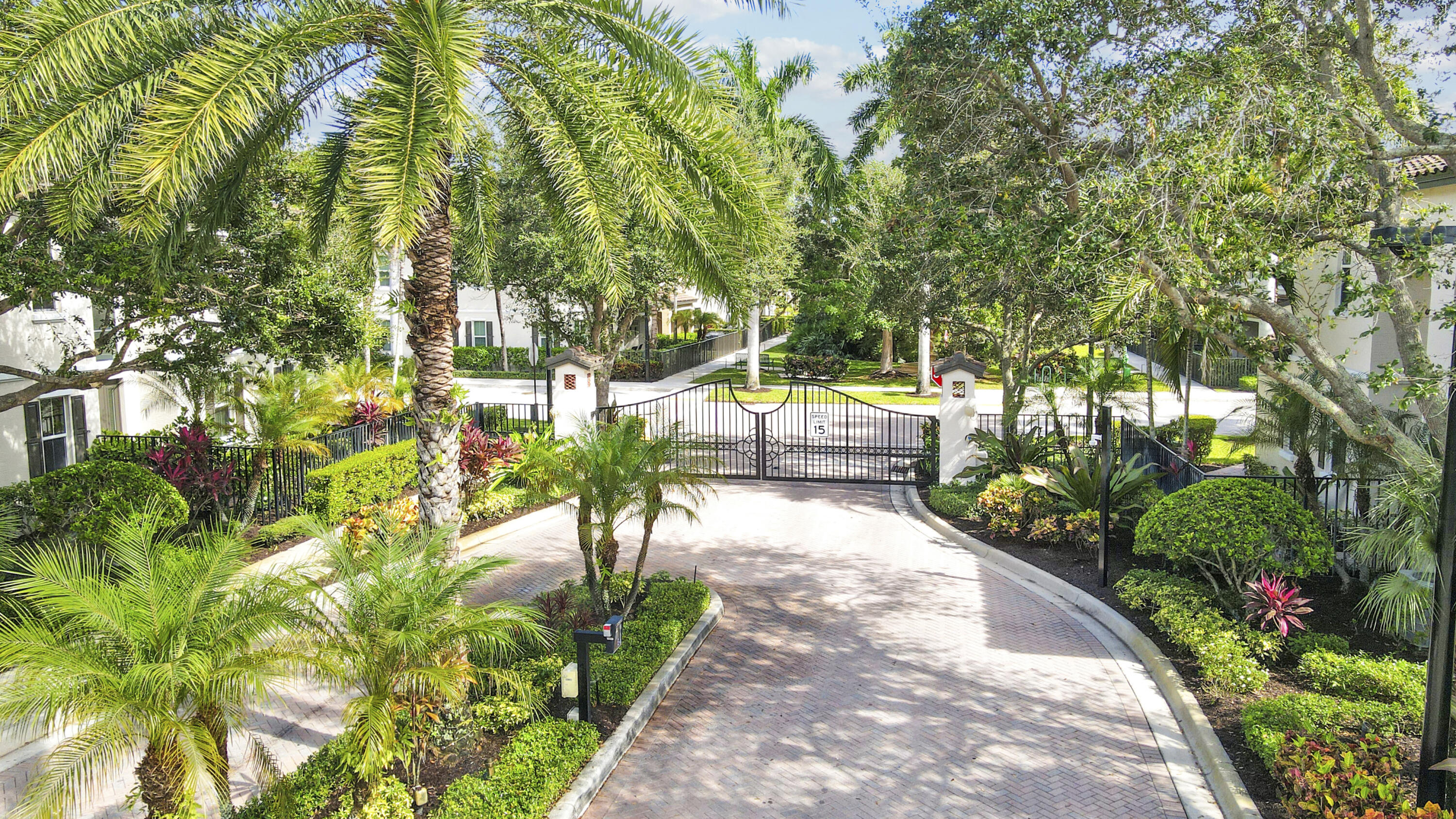 4558 Mediterranean Circle