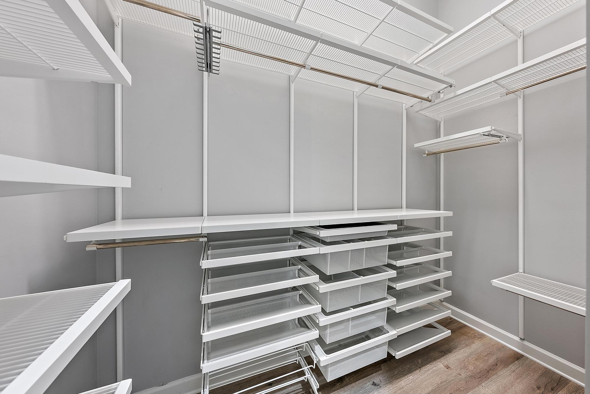 9790 SE Crape Myrtle Court