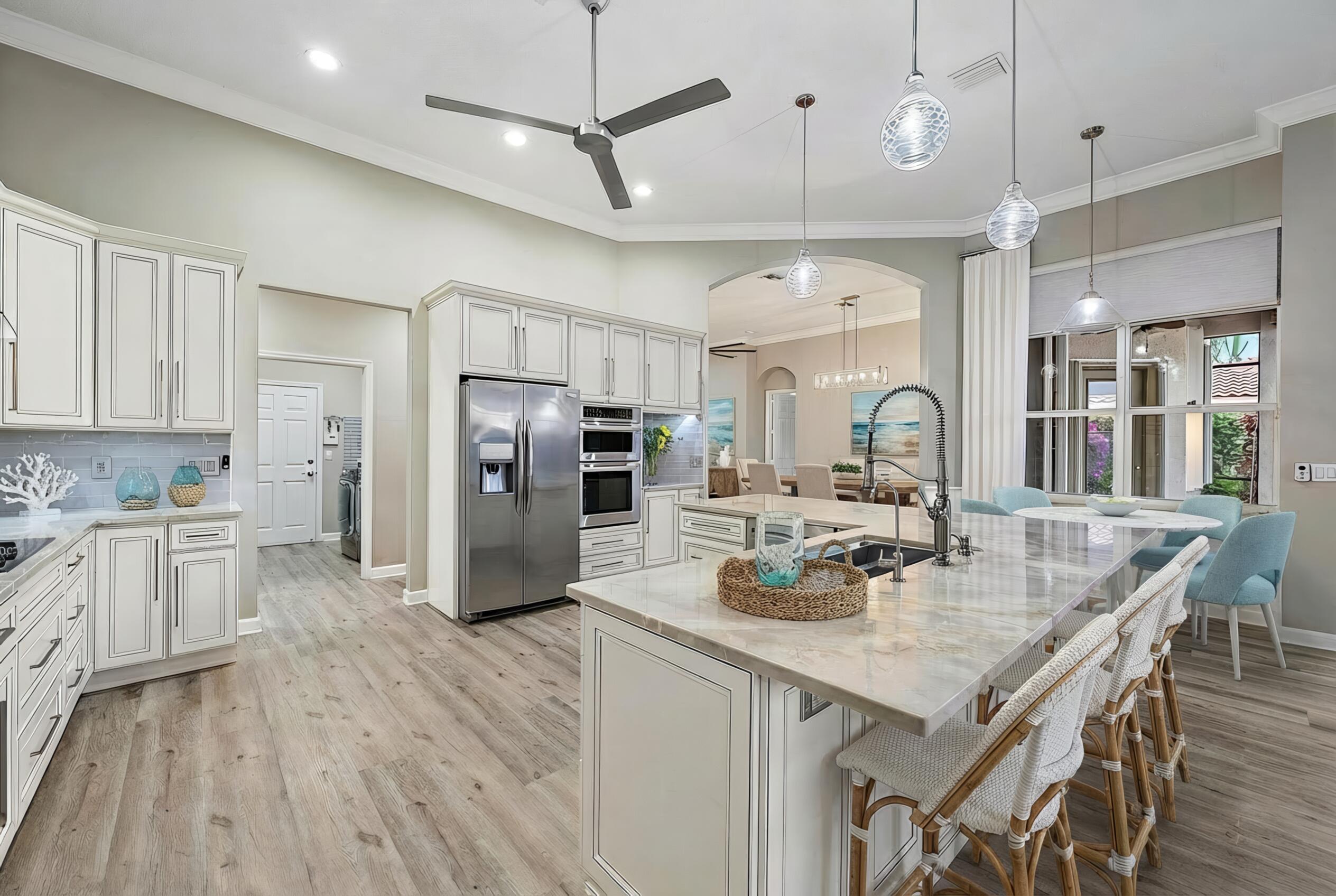 9790 SE Crape Myrtle Court