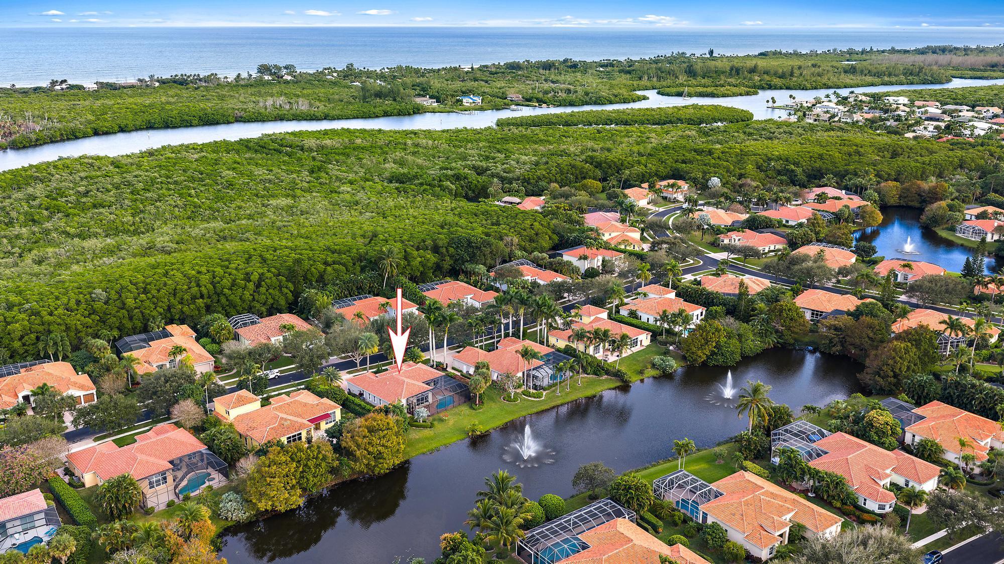 9790 SE Crape Myrtle Court