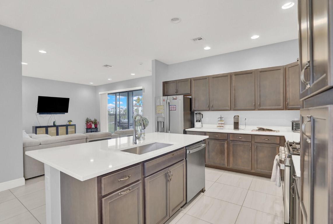 16463 Sea Turtle Place