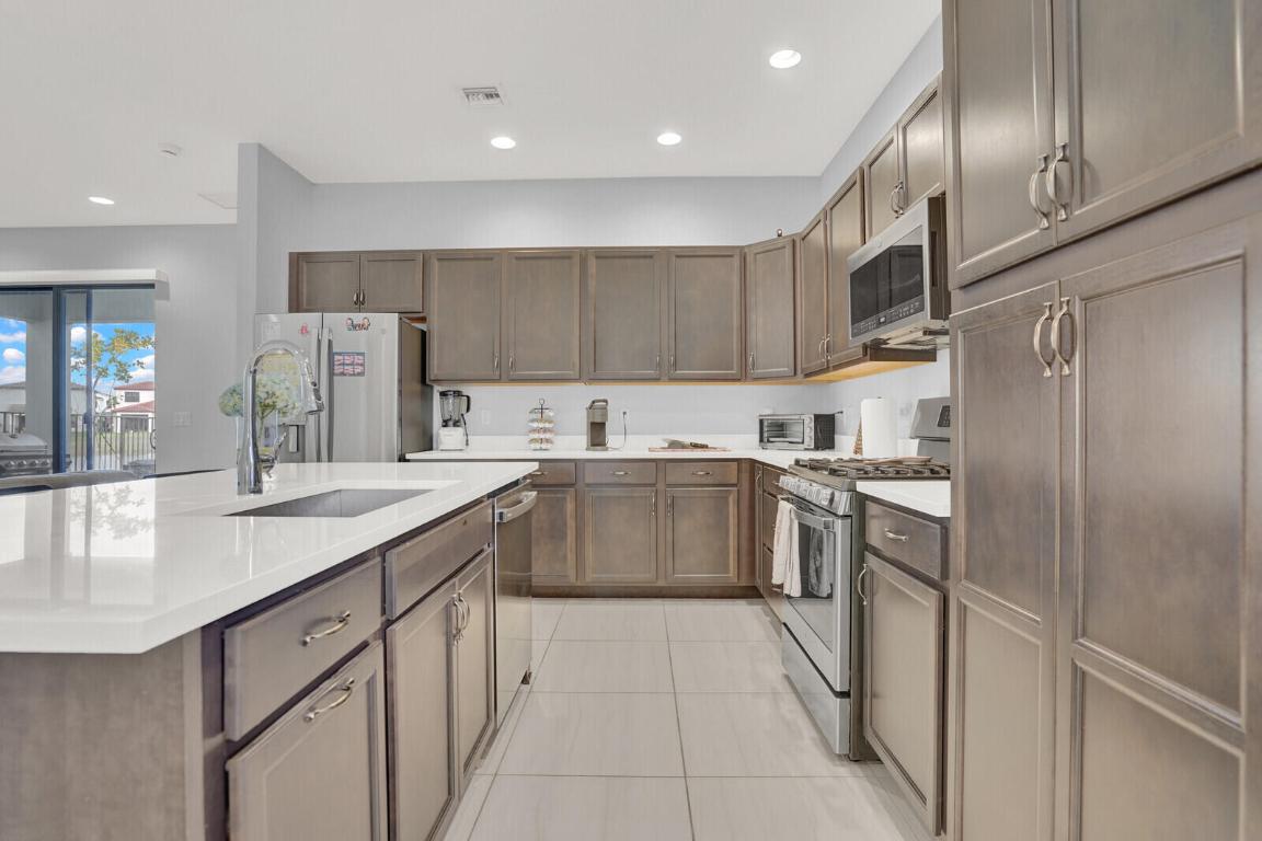 16463 Sea Turtle Place