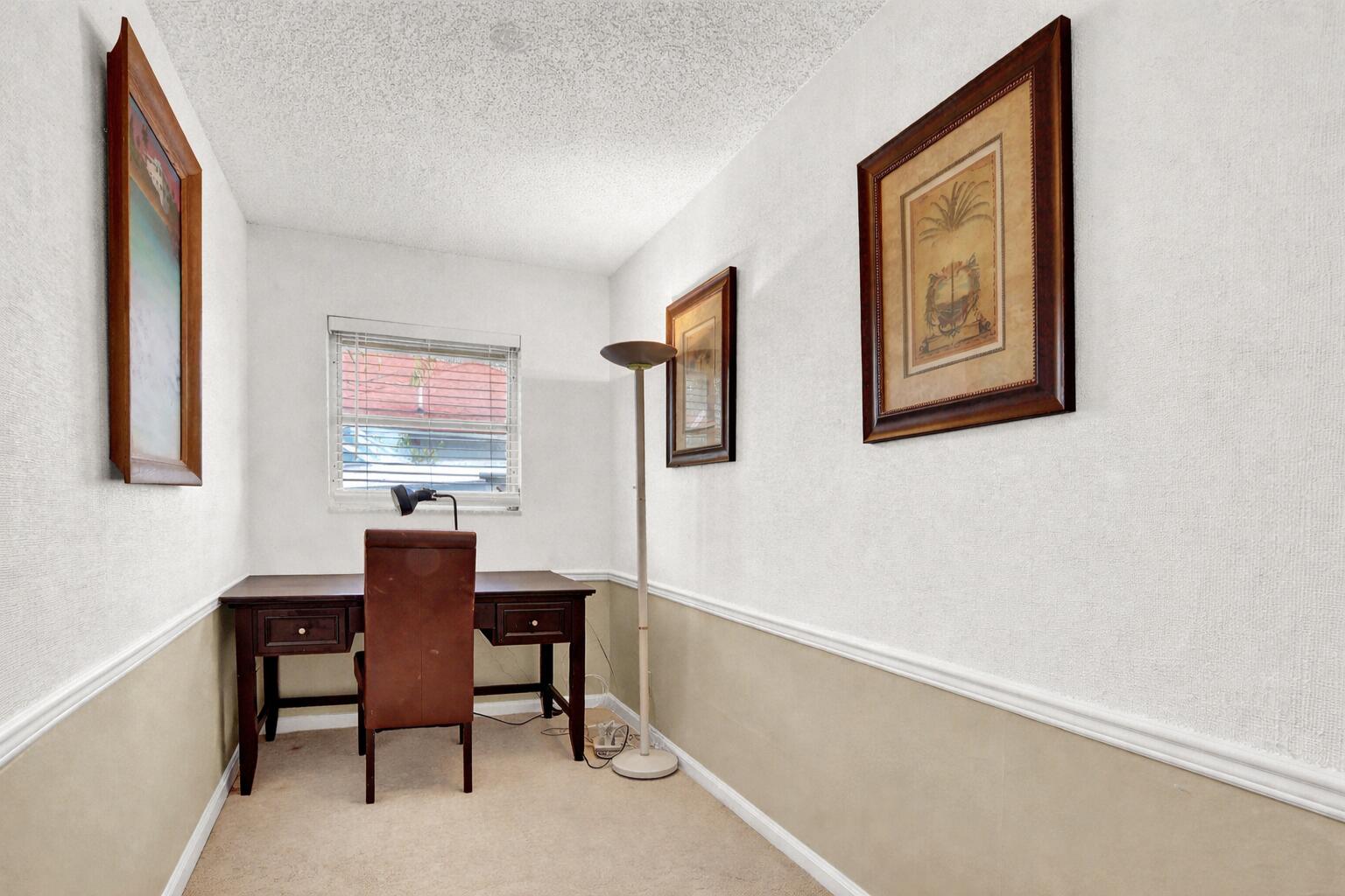 36 SE Saddleback Road