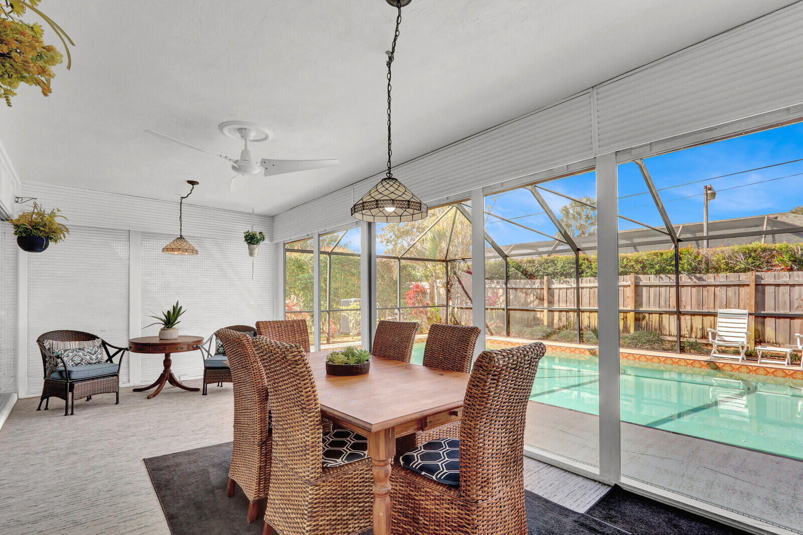 36 SE Saddleback Road