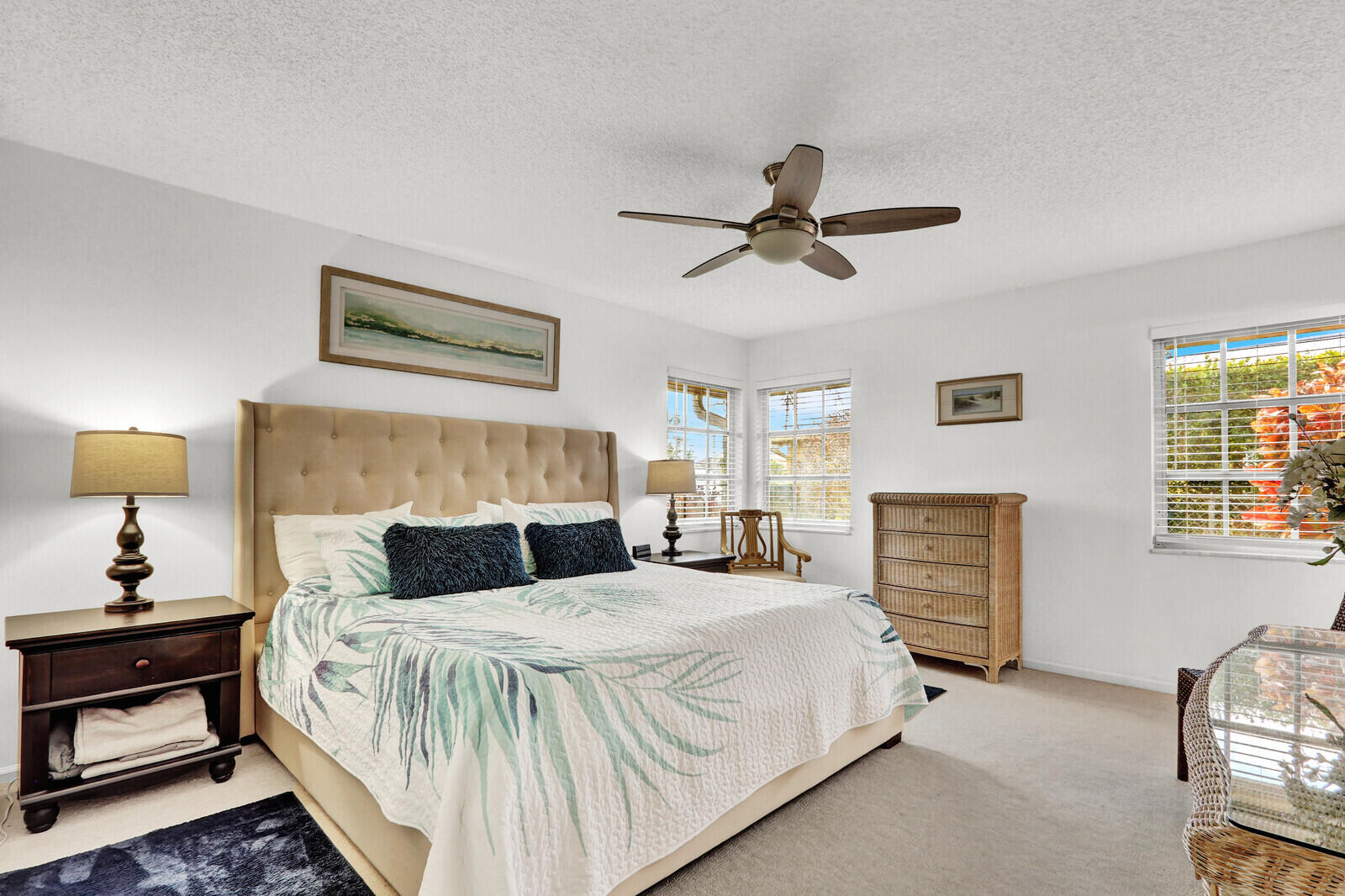 36 SE Saddleback Road