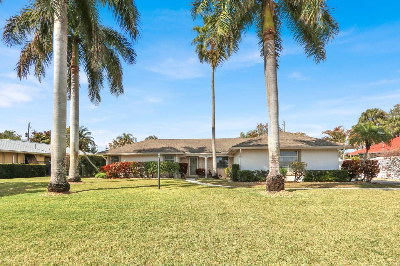 36 SE Saddleback Road