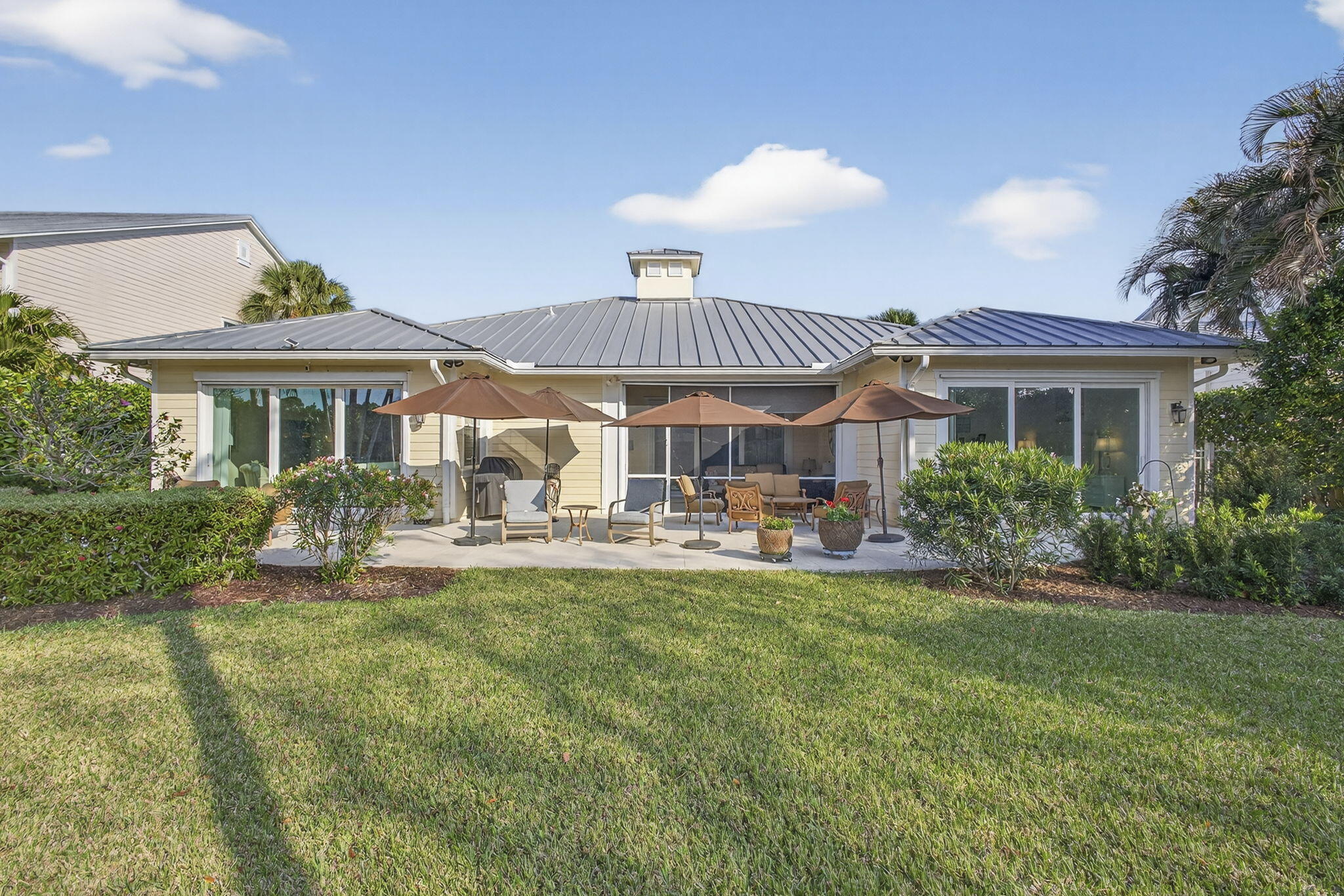 3260 Wymberly Drive