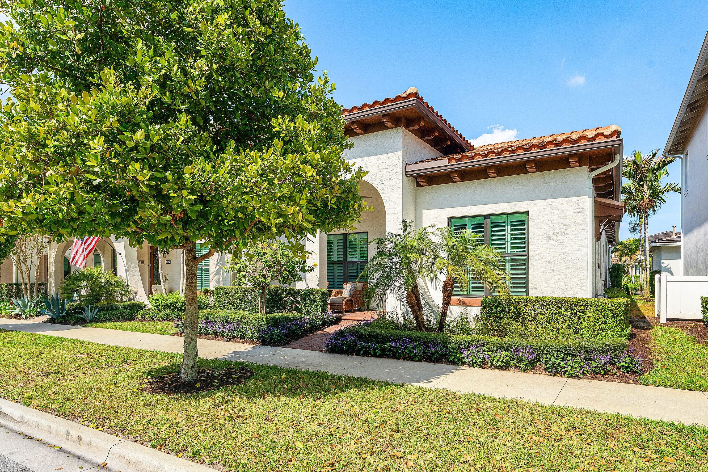 8063 Hobbes Way