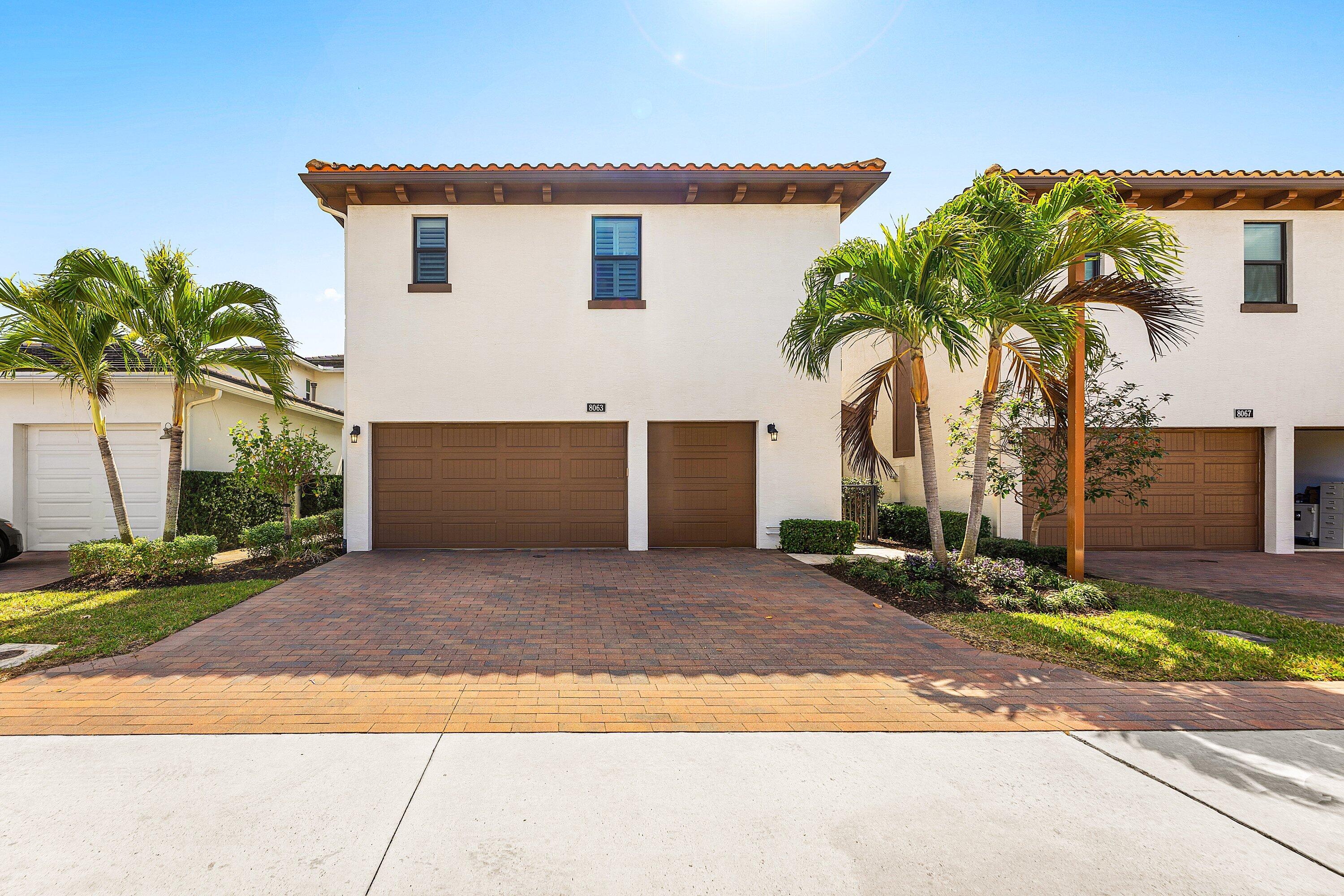 8063 Hobbes Way