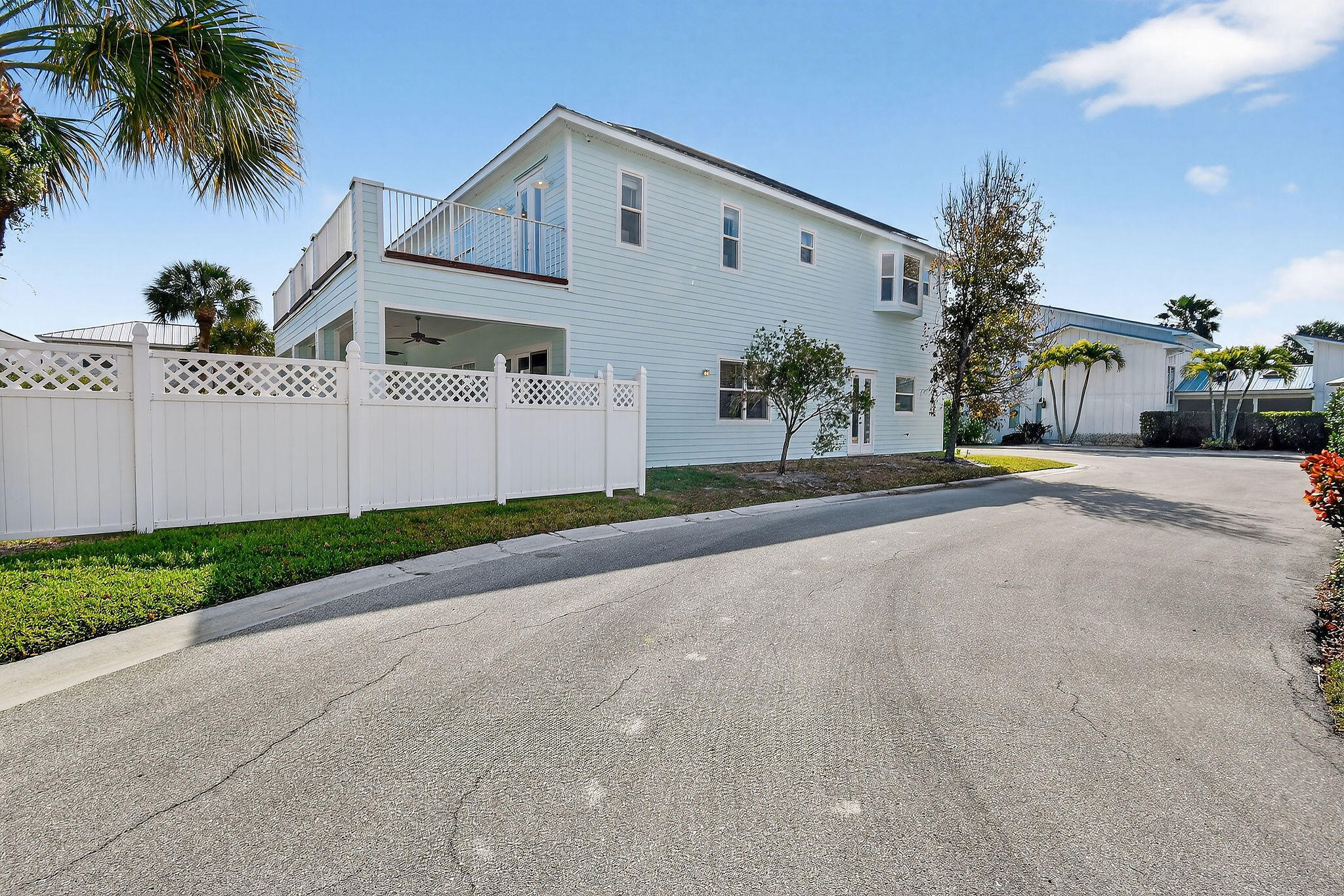 807 Xanadu Place
