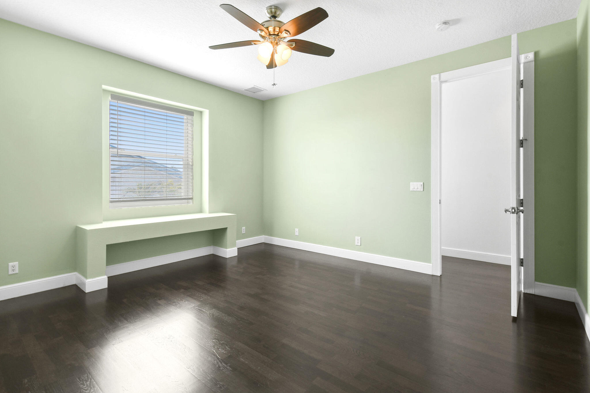 807 Xanadu Place
