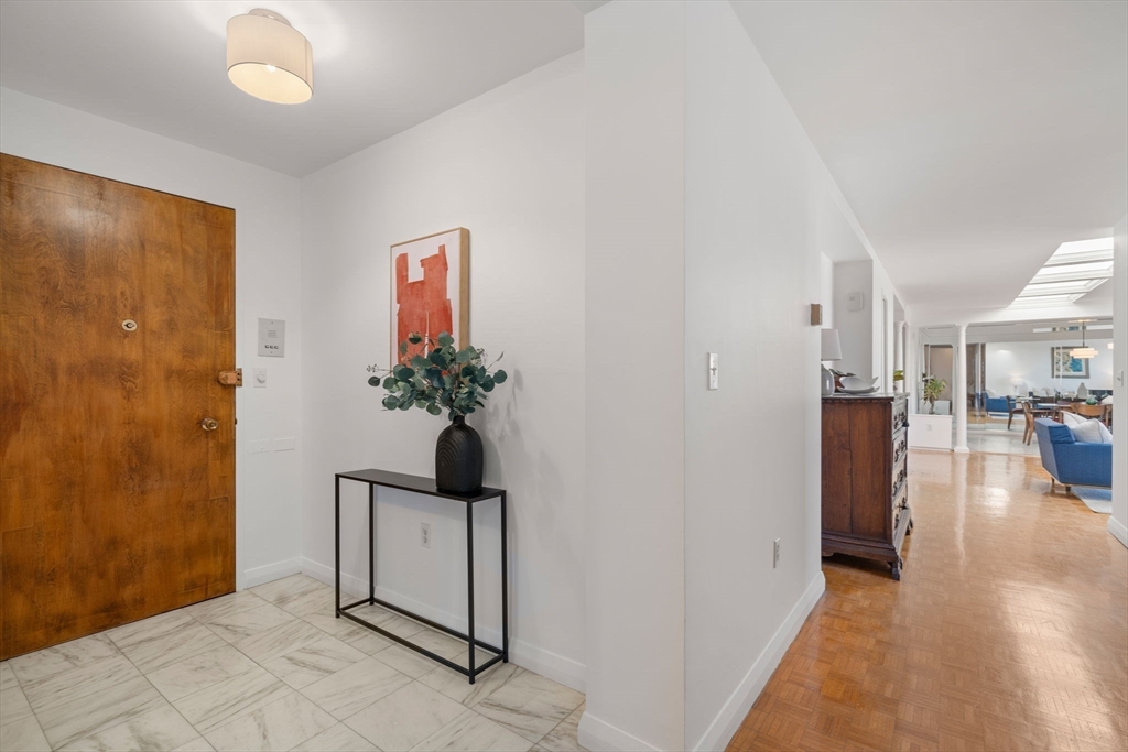 45 Longwood Ave. Unit: PHB