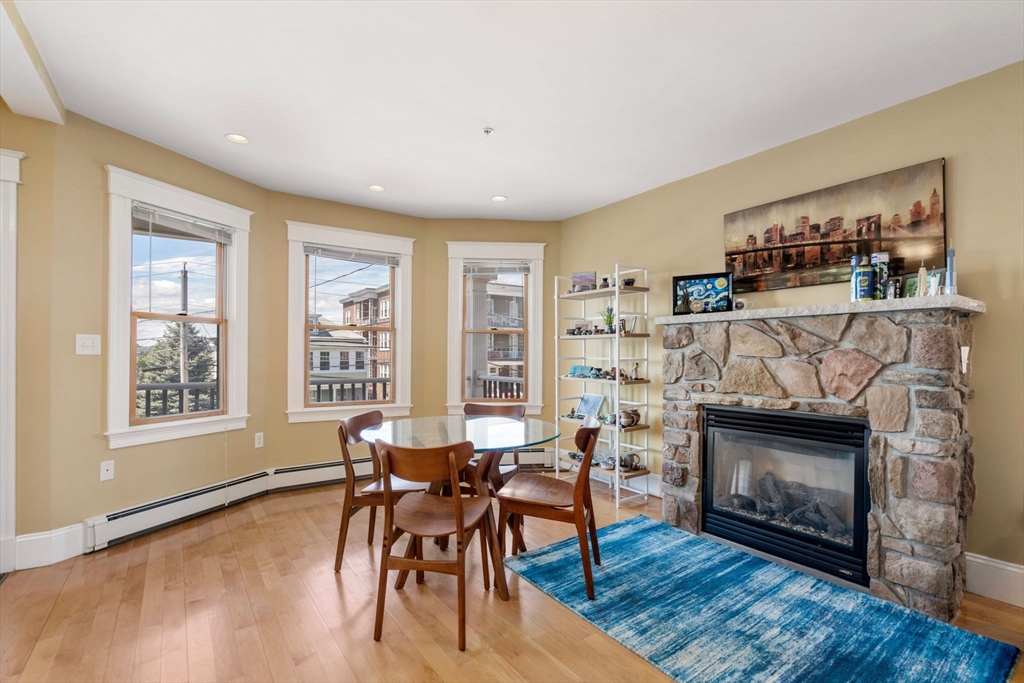59 Craigie St # 2