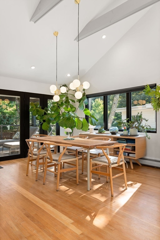 30 Country Rd