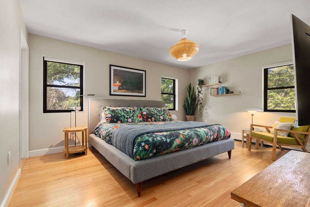 30 Country Rd