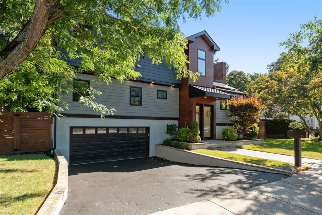 30 Country Rd