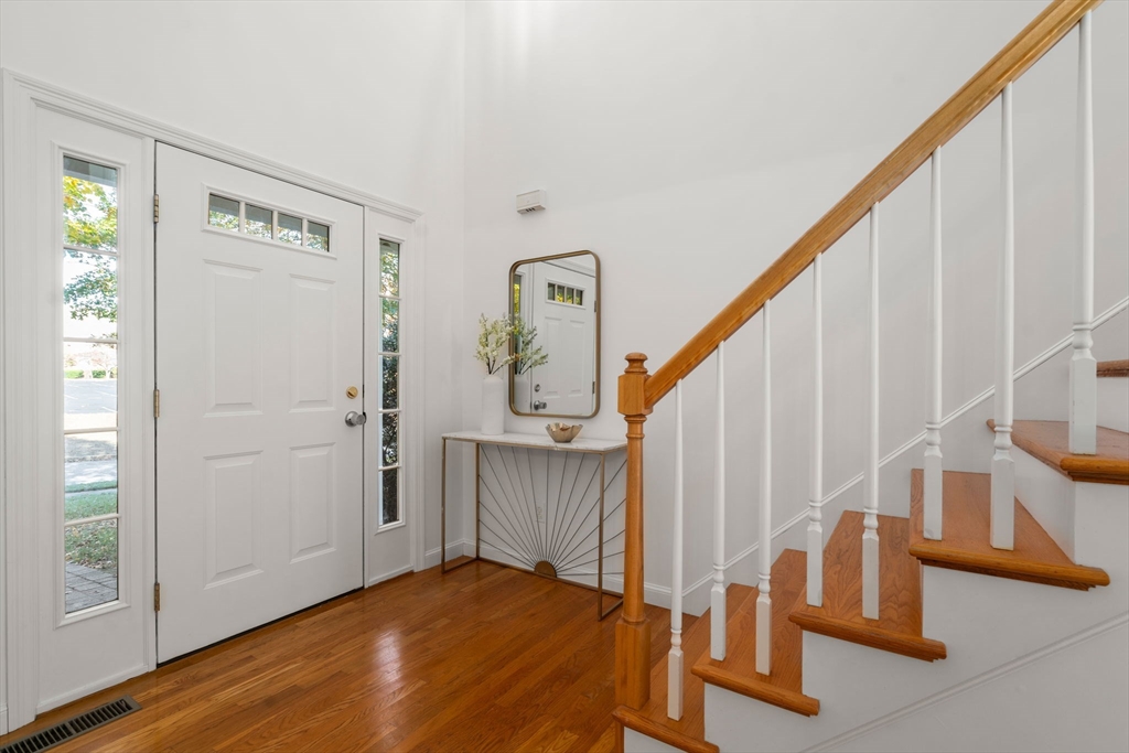 16 Brookbury Circle