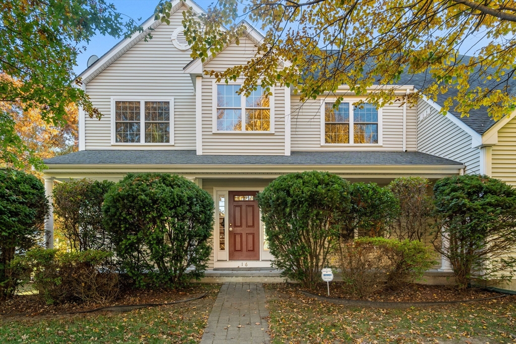 16 Brookbury Circle
