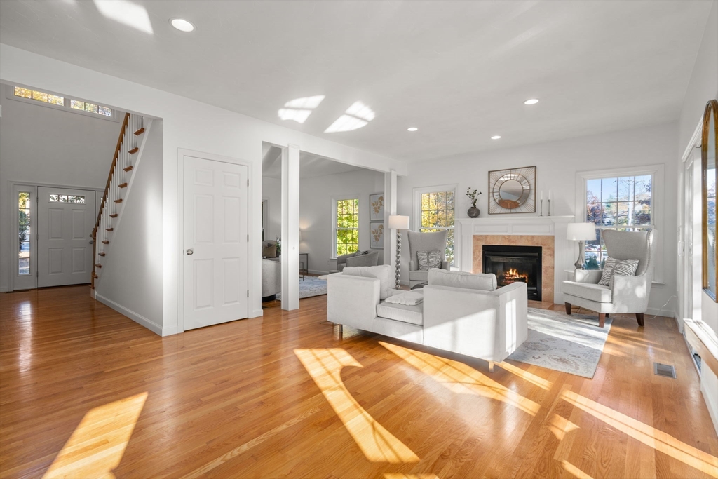 16 Brookbury Circle