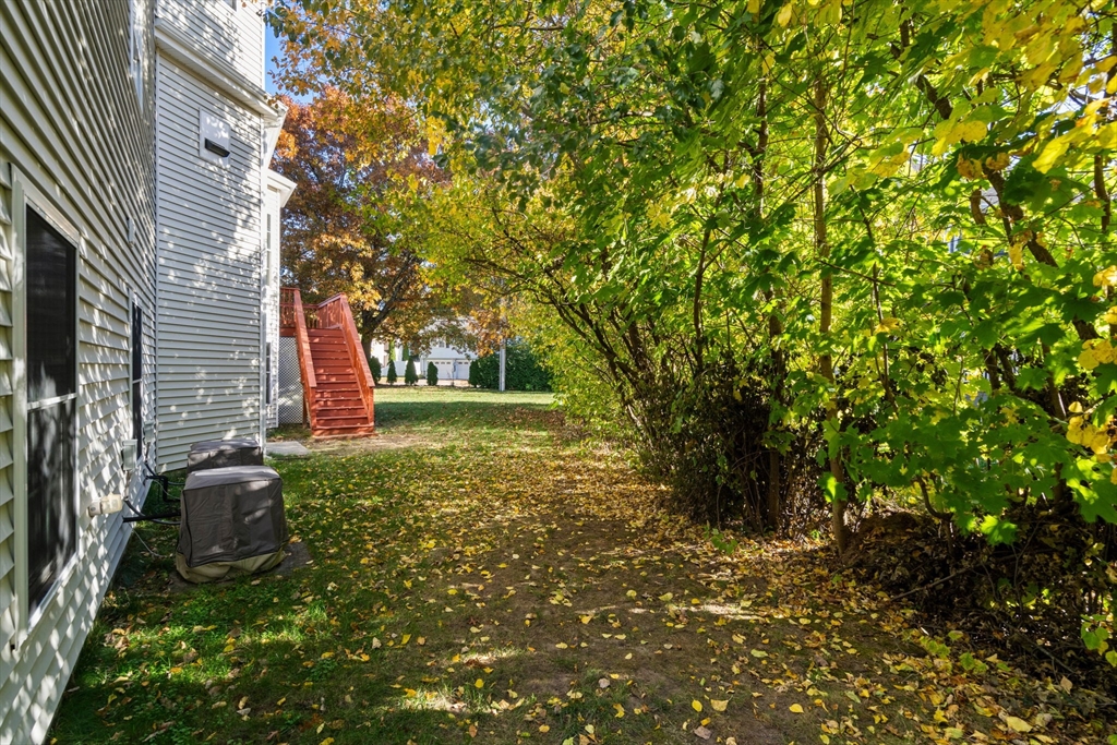 16 Brookbury Circle