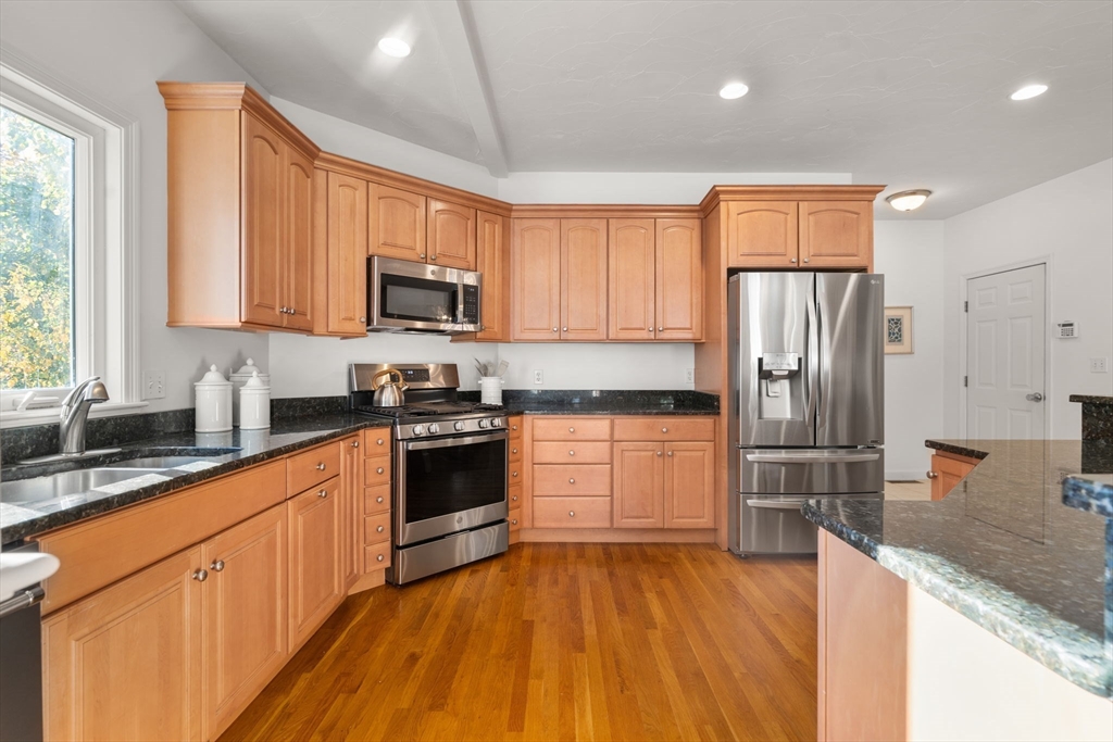 16 Brookbury Circle