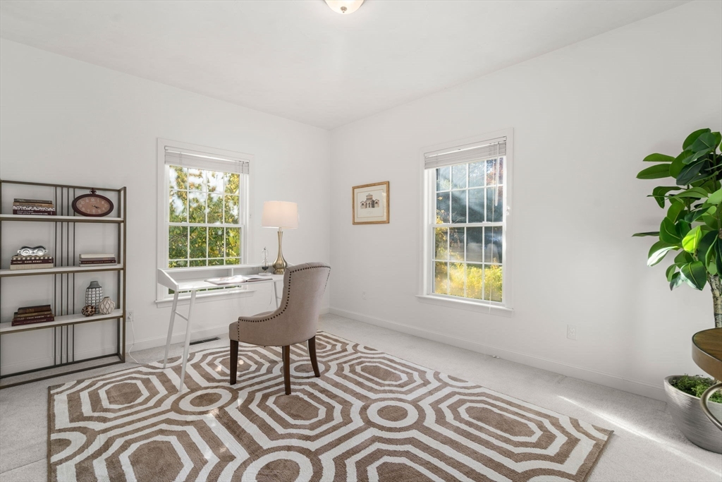 16 Brookbury Circle