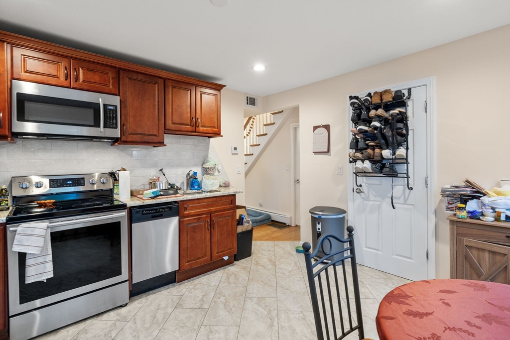 22-24 Mechanic St