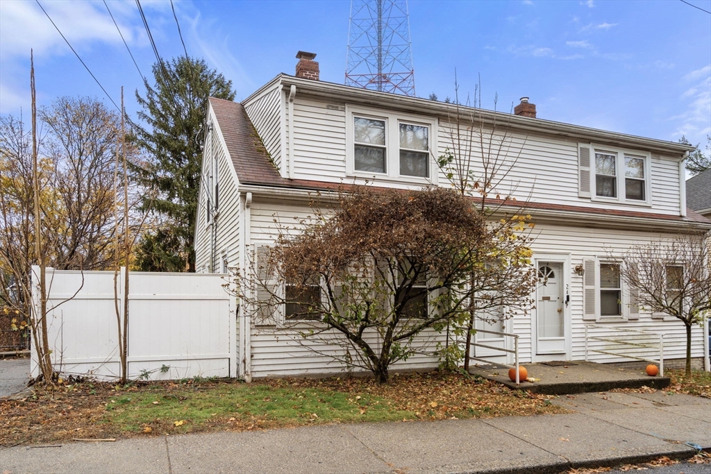 22-24 Mechanic St