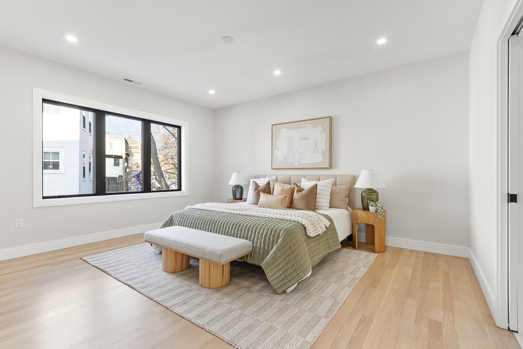 348 Linwood Ave # 1
