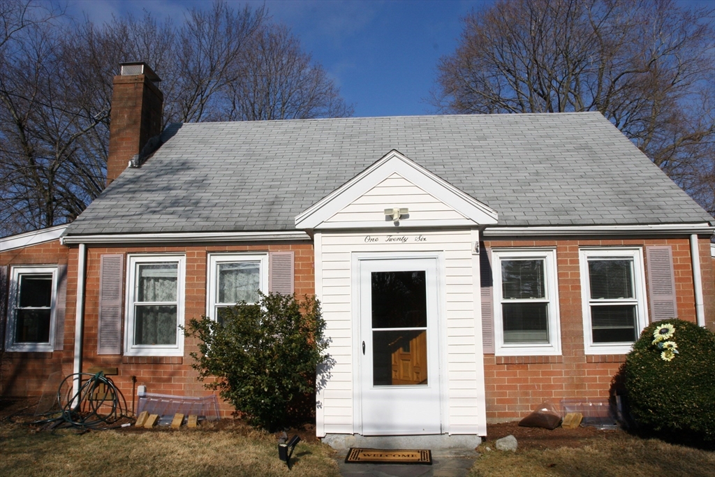 126 Russell Rd
