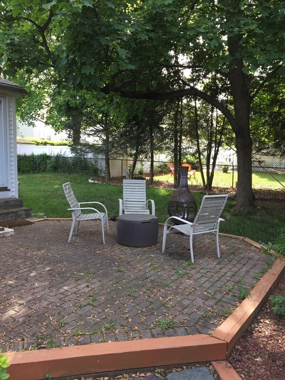 126 Russell Rd