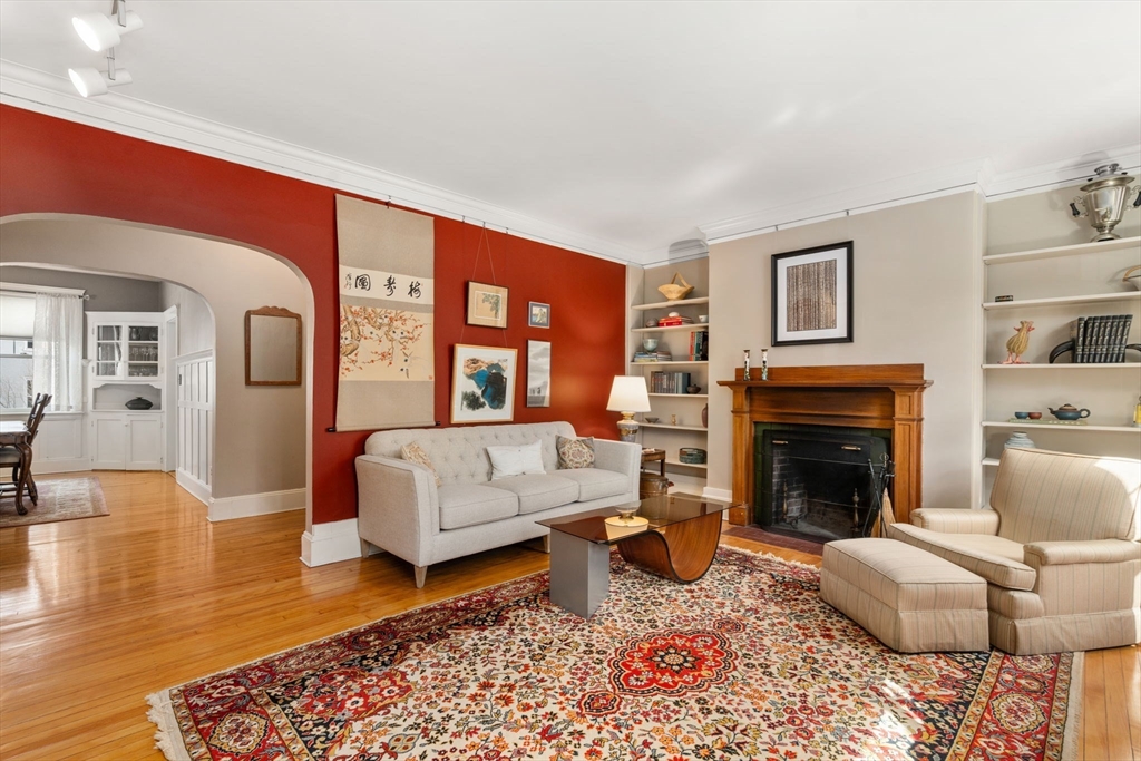 202 Fuller St # 2