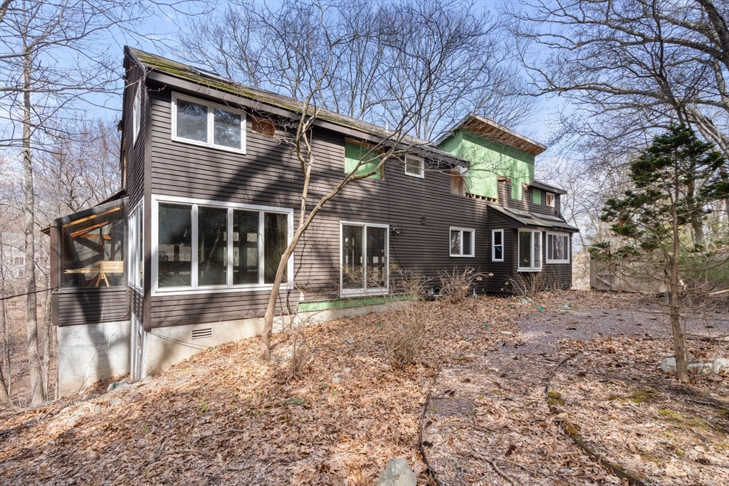 217 Summer St