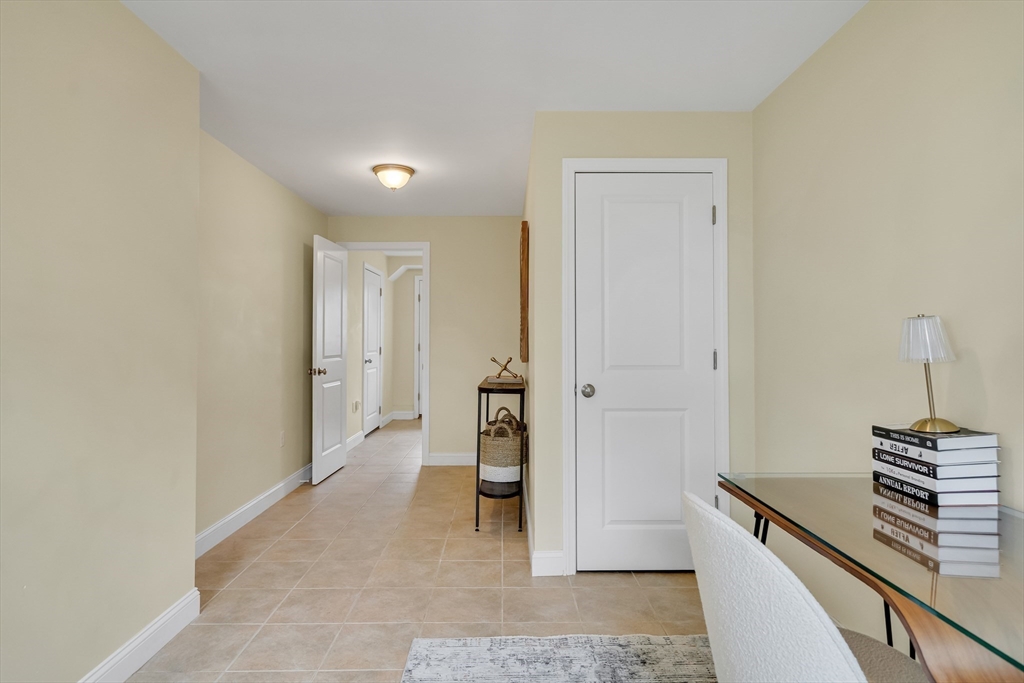 46 Wellington St # 2