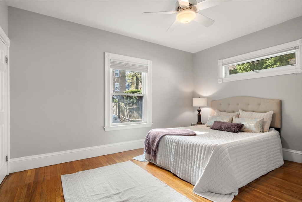 3 Woodstock Ave # 1