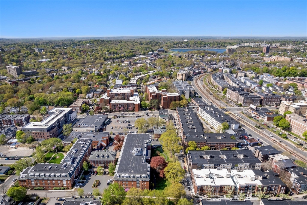 3 Woodstock Ave # 1