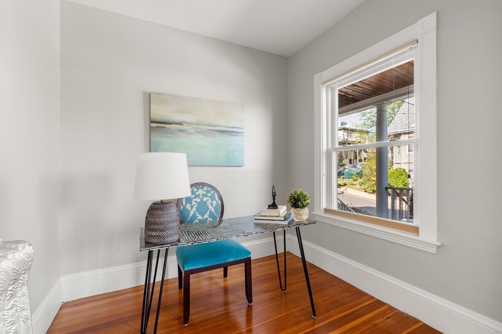 3 Woodstock Ave # 1