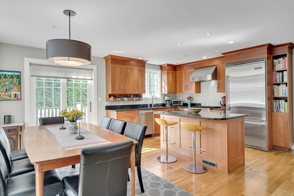 82 Green St # 82, Brookline Unit: 82