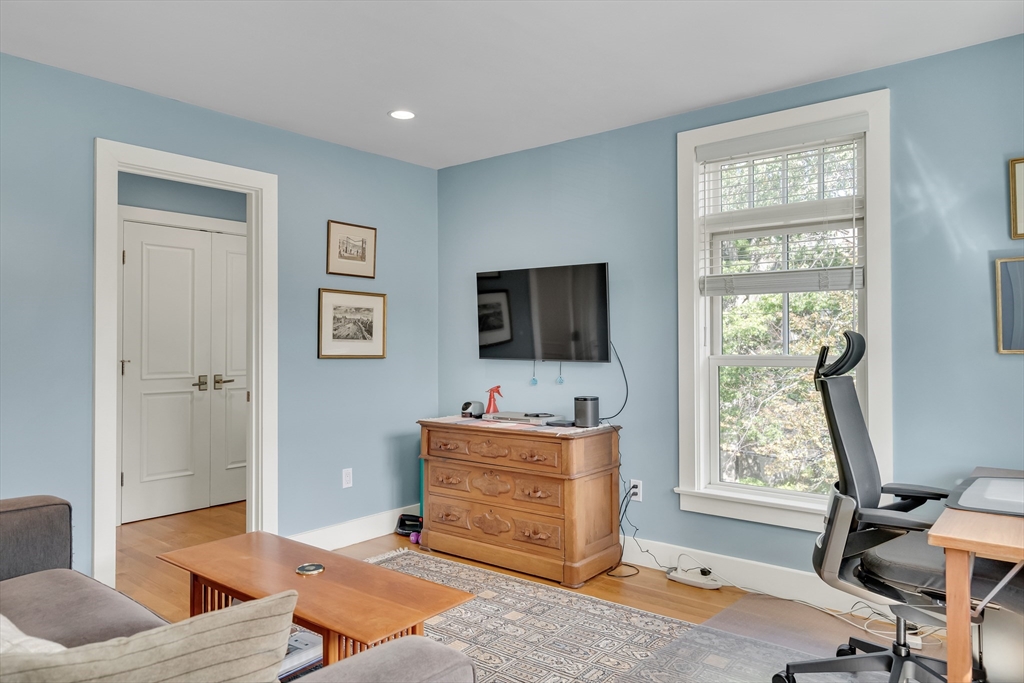 82 Green St # 82, Brookline Unit: 82